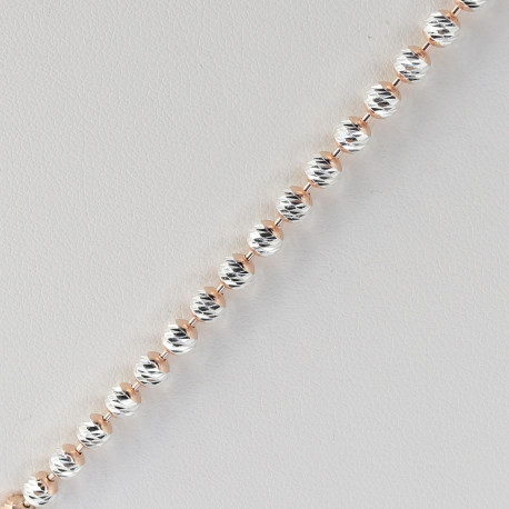 Stříbrný řetízek