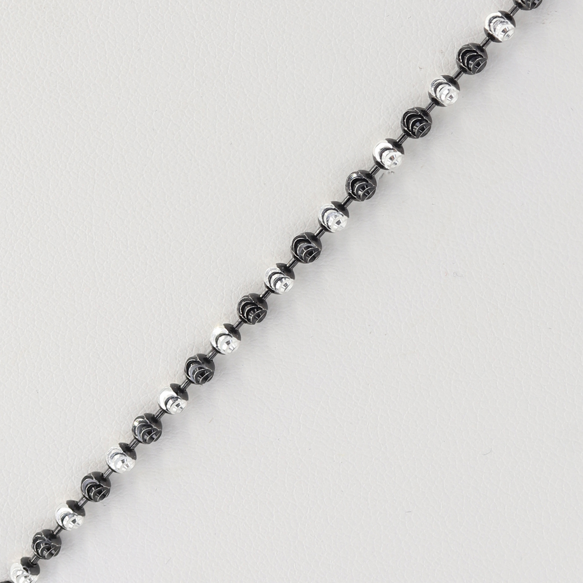 Stříbrný řetízek