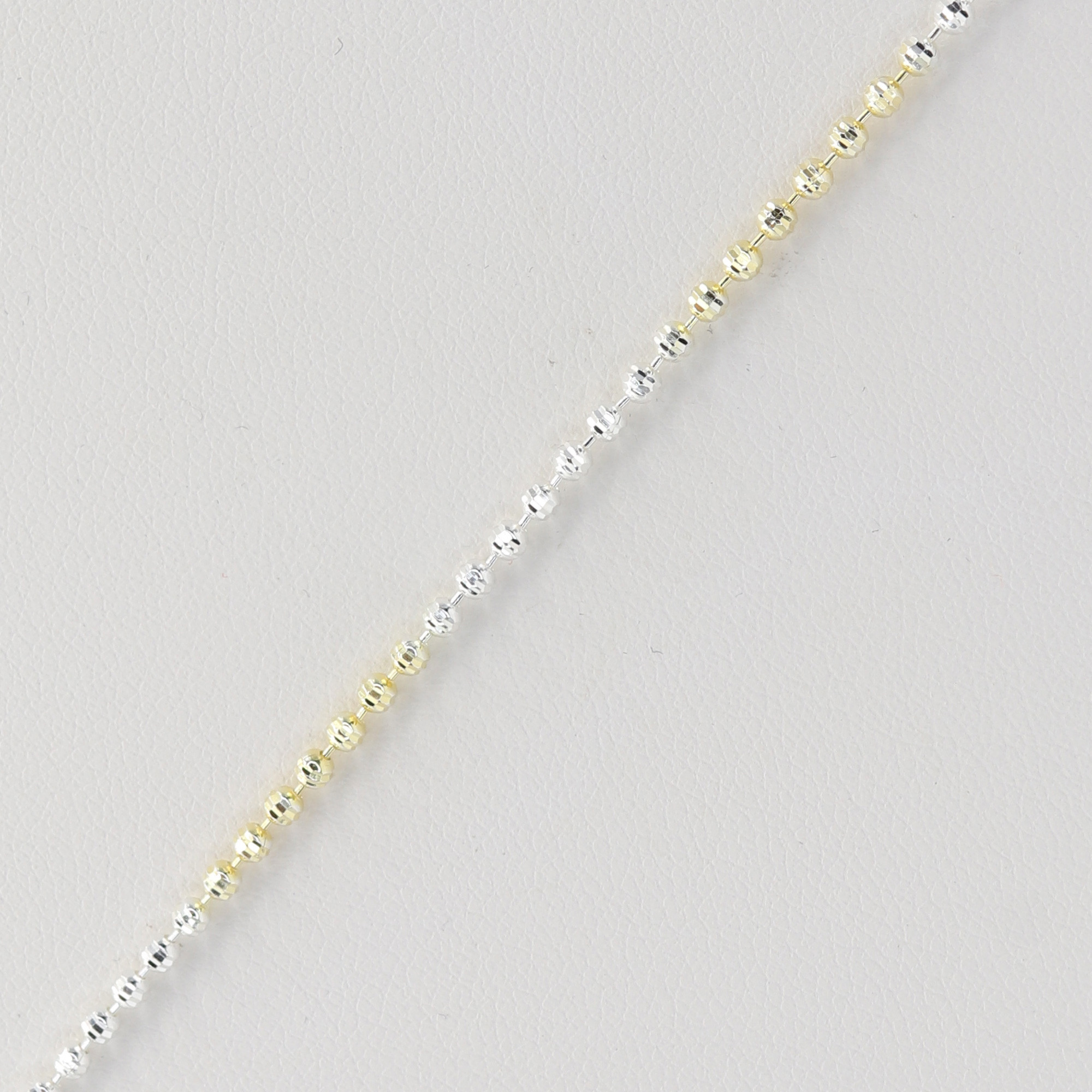 Stříbrný řetízek