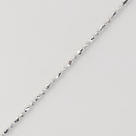 Stříbrný řetízek