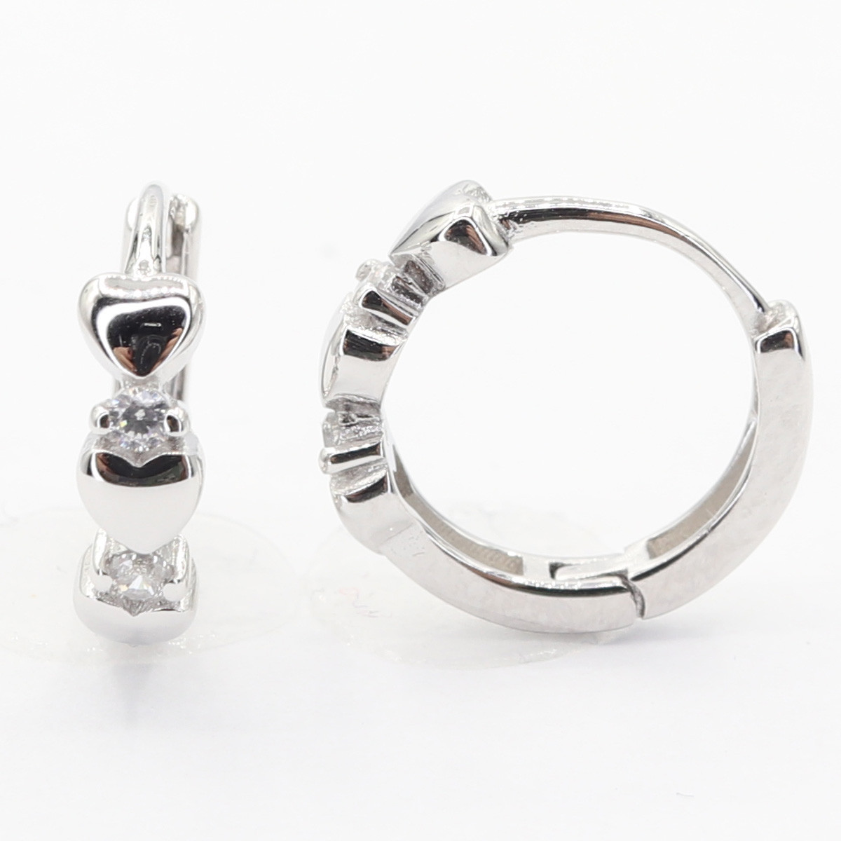 Stříbrné náušnice