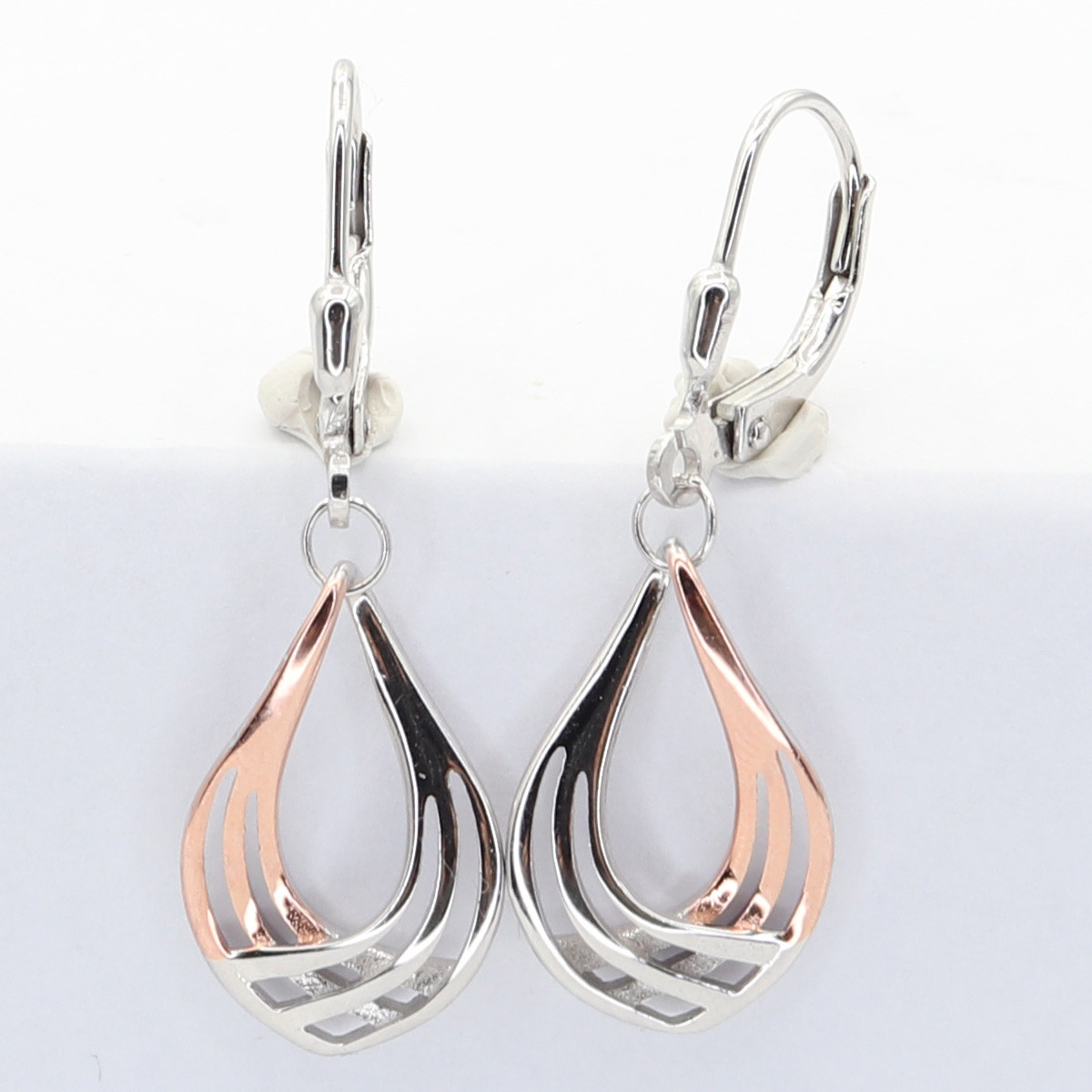 Stříbrné náušnice