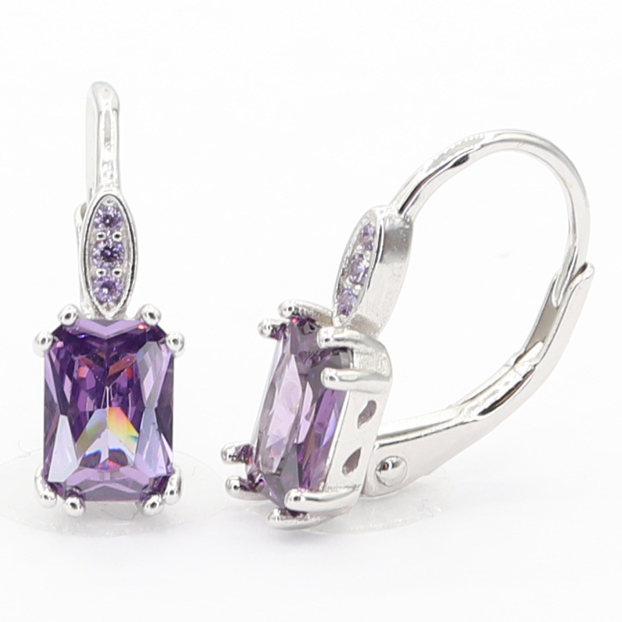 Stříbrné náušnice