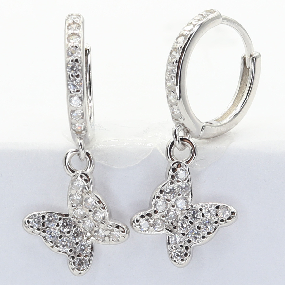 Stříbrné náušnice