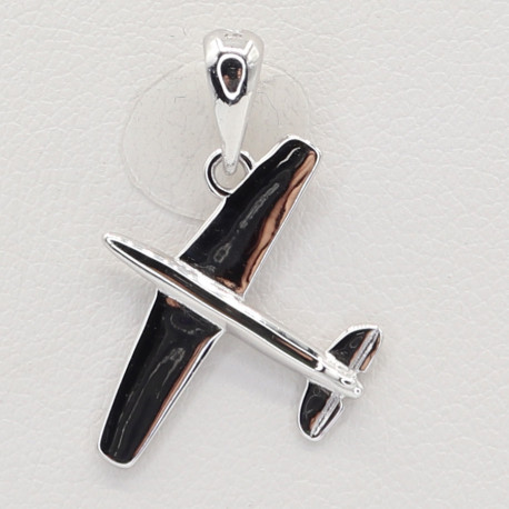 Stříbrný přívěs