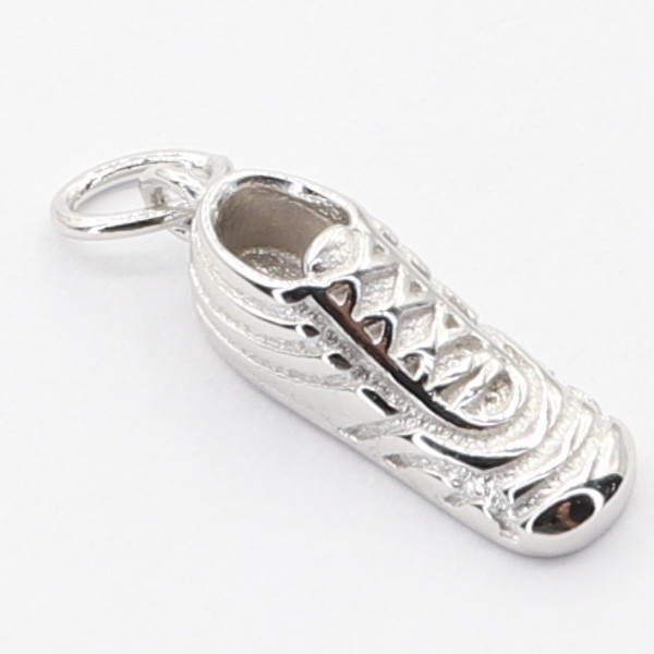 Stříbrný přívěs