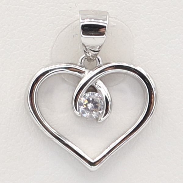 Stříbrný přívěs